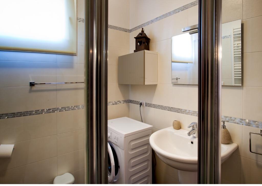 Apartamento Casa Mia Desenzano del Garda Exterior foto
