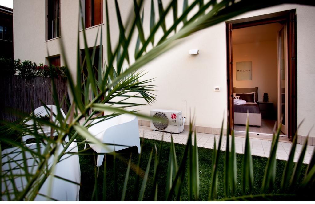 Apartamento Casa Mia Desenzano del Garda Exterior foto