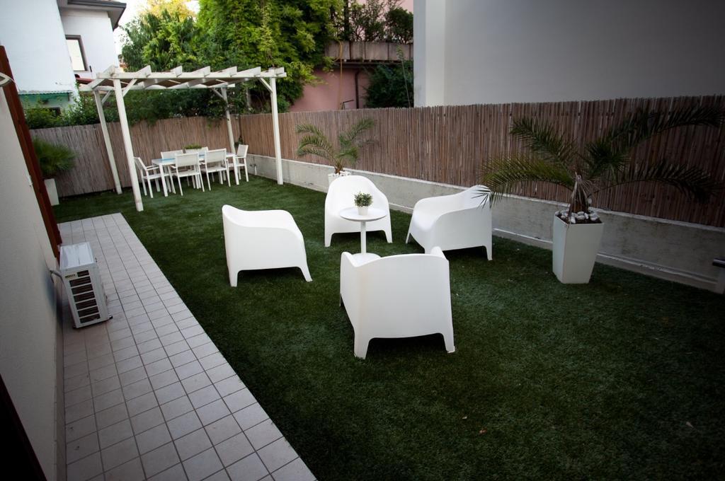 Apartamento Casa Mia Desenzano del Garda Exterior foto