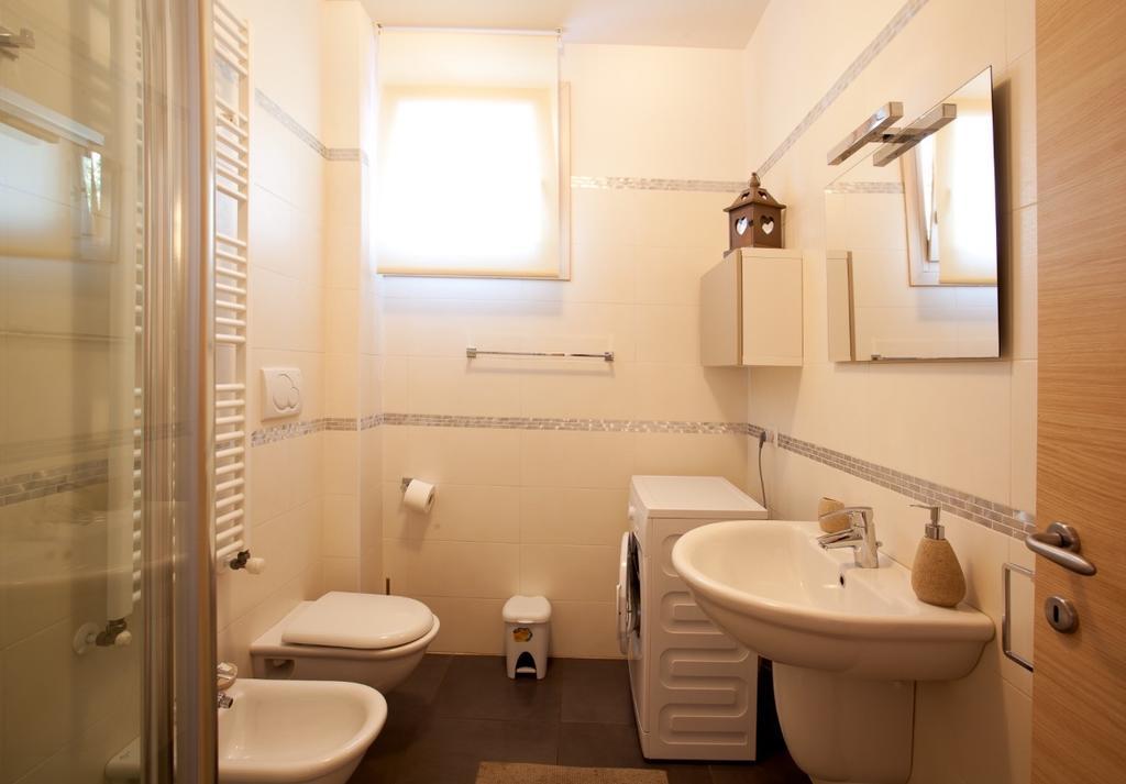 Apartamento Casa Mia Desenzano del Garda Exterior foto